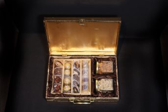 Hamper 14